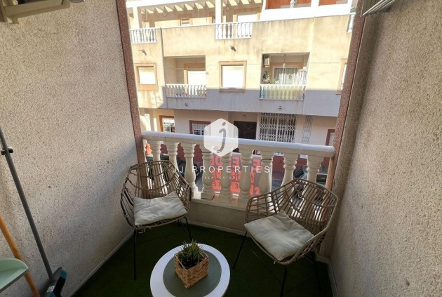 Tweedehands - Appartement / flat -
Torrevieja - Centro