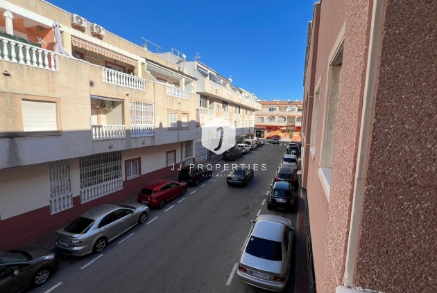 Tweedehands - Appartement / flat -
Torrevieja - Centro