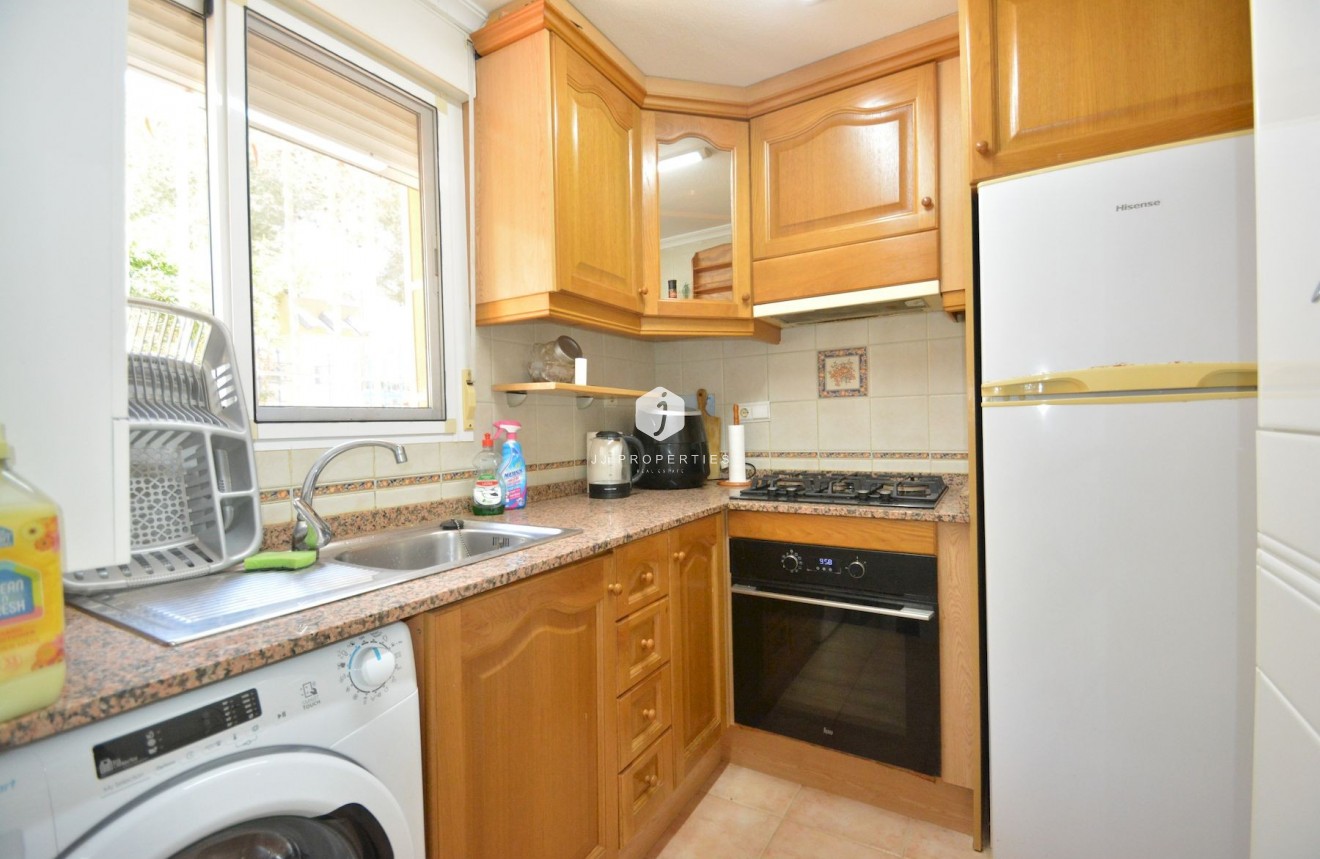 Resale - Chalet -
Guardamar del Segura - Costa Blanca