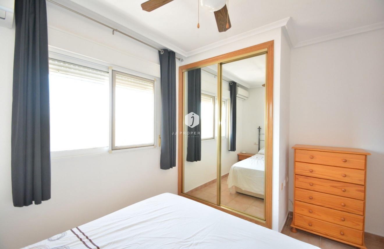 Resale - Chalet -
Guardamar del Segura - Costa Blanca