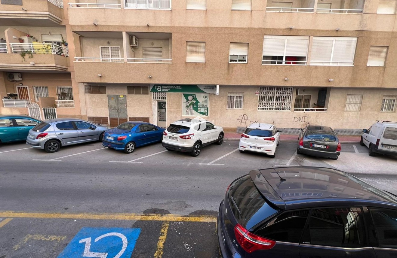 Tweedehands - Appartement / flat -
Torrevieja - PARQUE DE LAS NACIONES