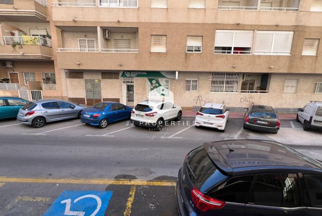 Tweedehands - Appartement / flat -
Torrevieja - PARQUE DE LAS NACIONES