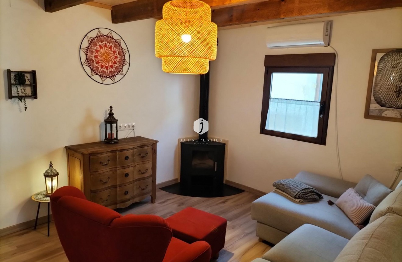 Resale - Chalet -
Formentera del Segura - Centro