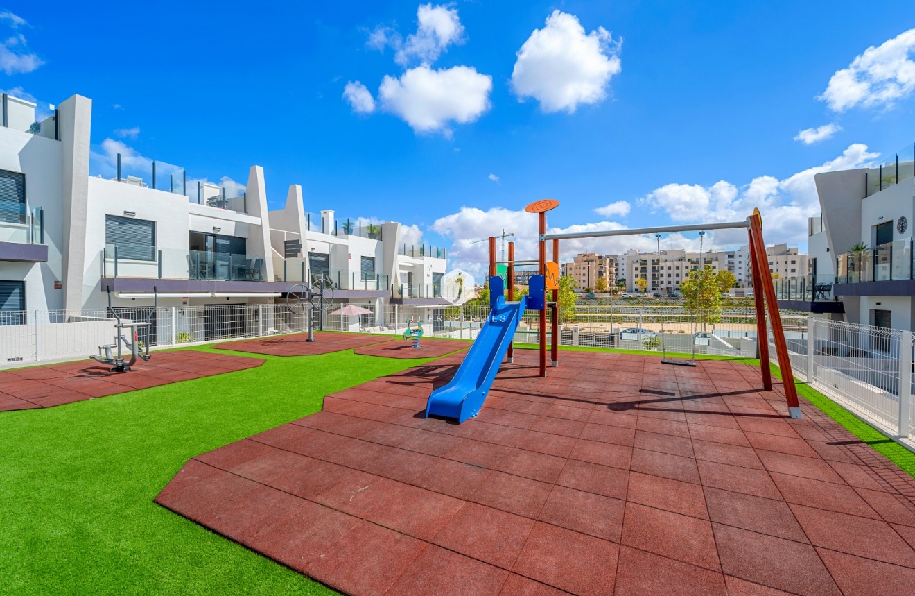 Resale - Apartment / flat -
San Miguel de Salinas - Inland