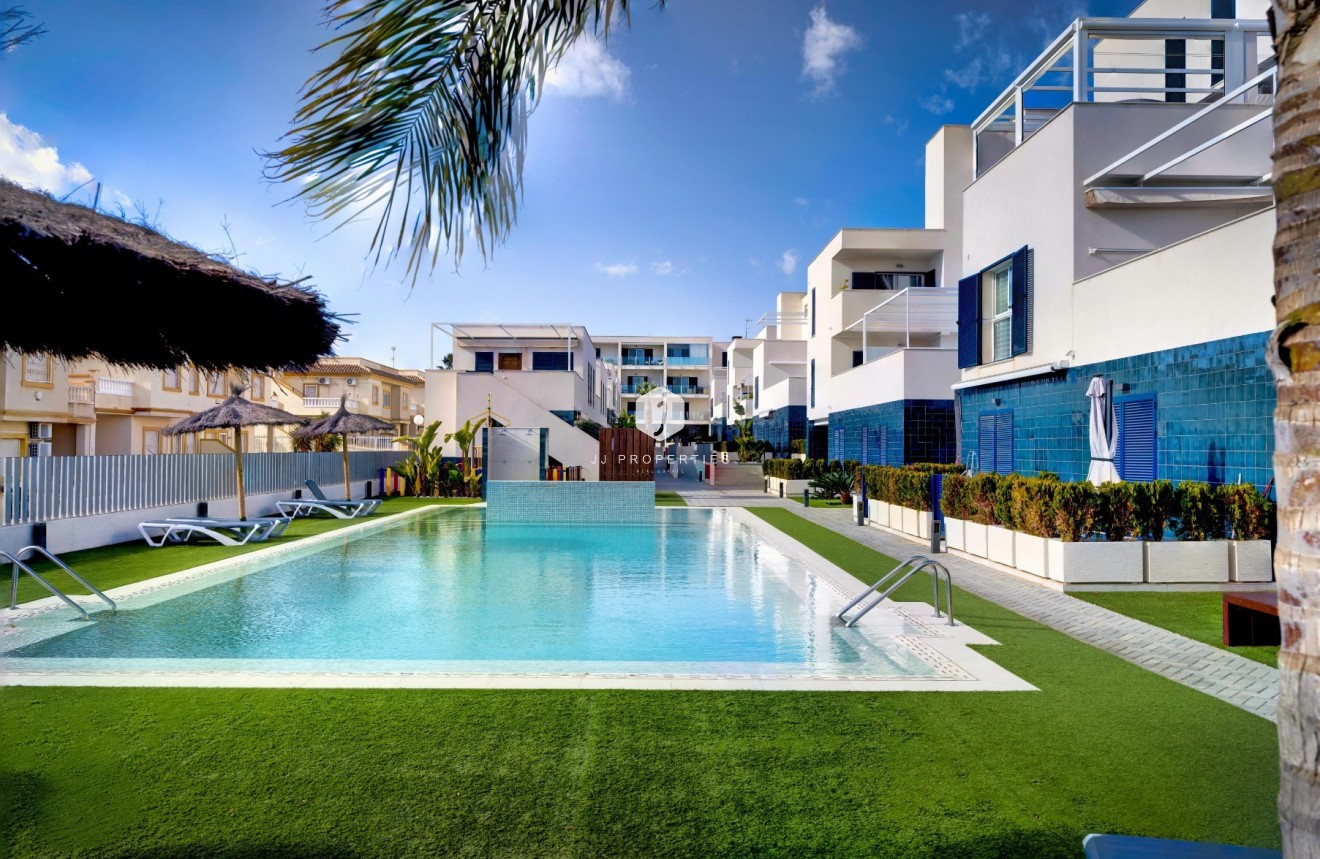 Aus zweiter Hand - Wohnung -
Orihuela Costa - Costa Blanca
