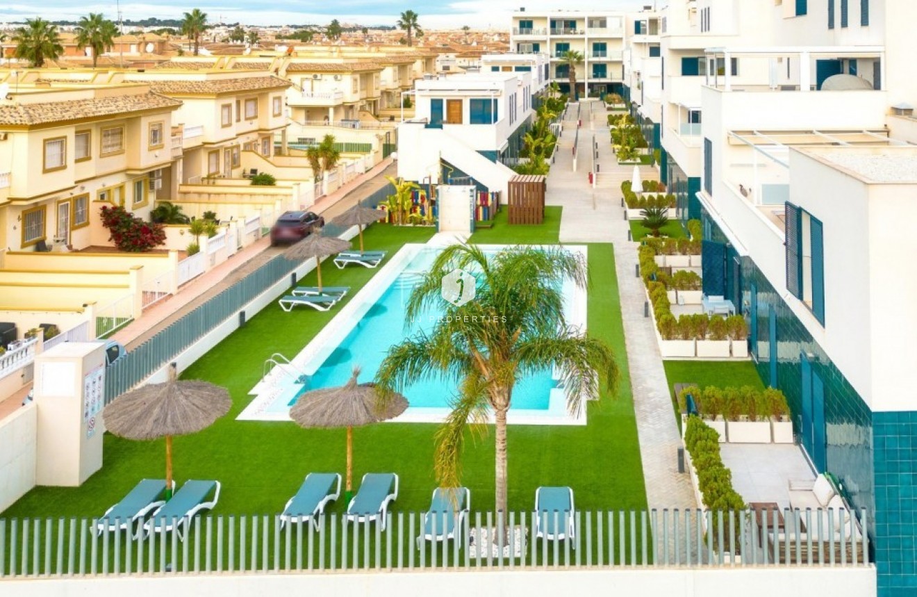 Aus zweiter Hand - Wohnung -
Orihuela Costa - Costa Blanca