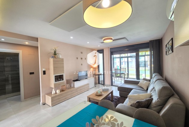 Resale - Apartment / flat -
Orihuela Costa - Costa Blanca