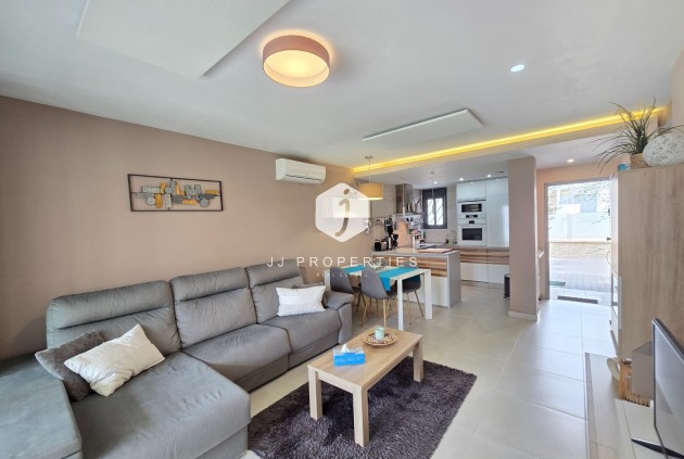 Resale - Apartment / flat -
Orihuela Costa - Costa Blanca