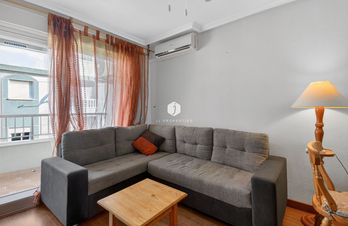 Resale - Apartment / flat -
Torrevieja - Parque las naciones
