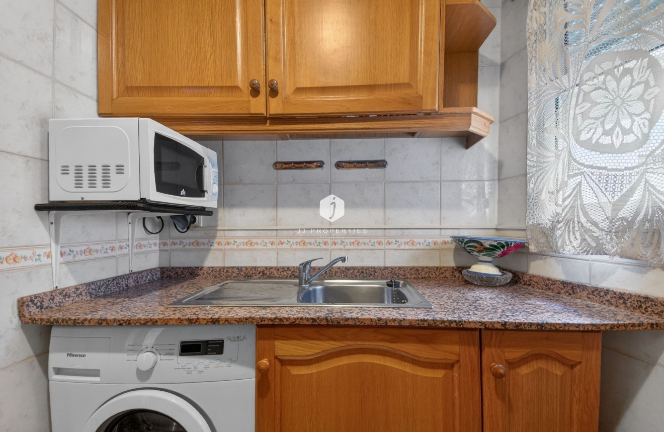 Resale - Apartment / flat -
Torrevieja - Parque las naciones