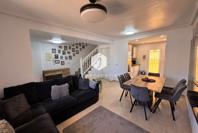 Resale - Chalet -
Campoamor - Costa Blanca