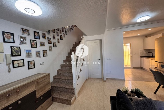 Resale - Chalet -
Campoamor - Costa Blanca