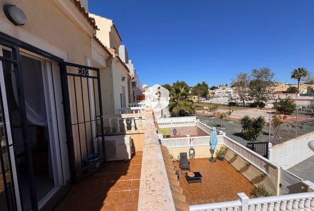 Resale - Chalet -
Campoamor - Costa Blanca