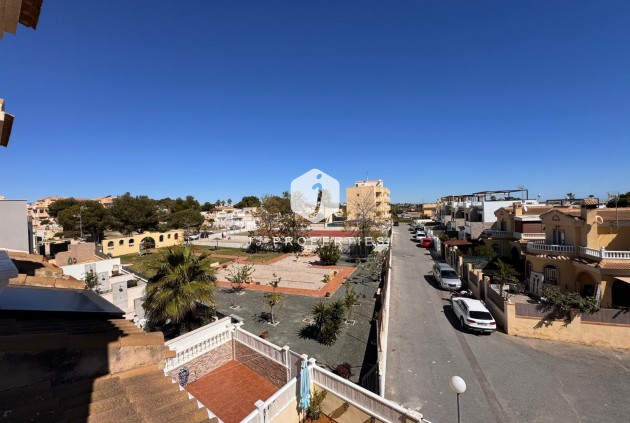Resale - Chalet -
Campoamor - Costa Blanca