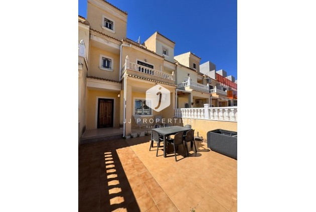 Resale - Chalet -
Campoamor - Costa Blanca