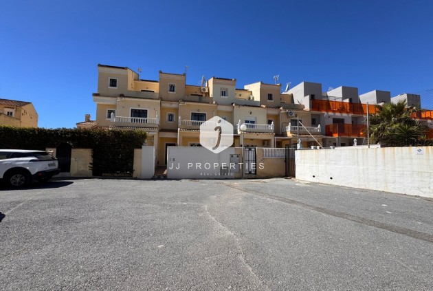 Resale - Chalet -
Campoamor - Costa Blanca