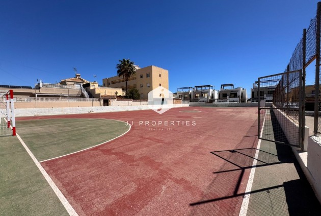 Resale - Chalet -
Campoamor - Costa Blanca