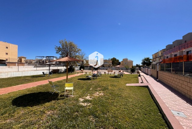 Resale - Chalet -
Campoamor - Costa Blanca