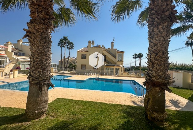 D'occasion - Duplex -
Orihuela Costa - Costa Blanca