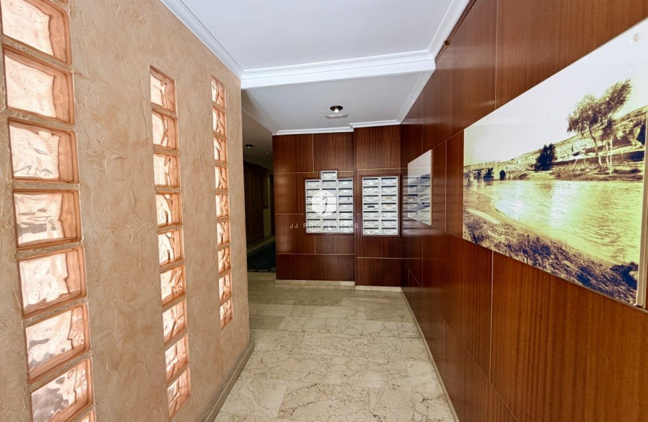 Tweedehands - Appartement / flat -
Guardamar del Segura - Costa Blanca