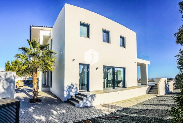 Resale - Villa -
Ciudad Quesada - Costa Blanca