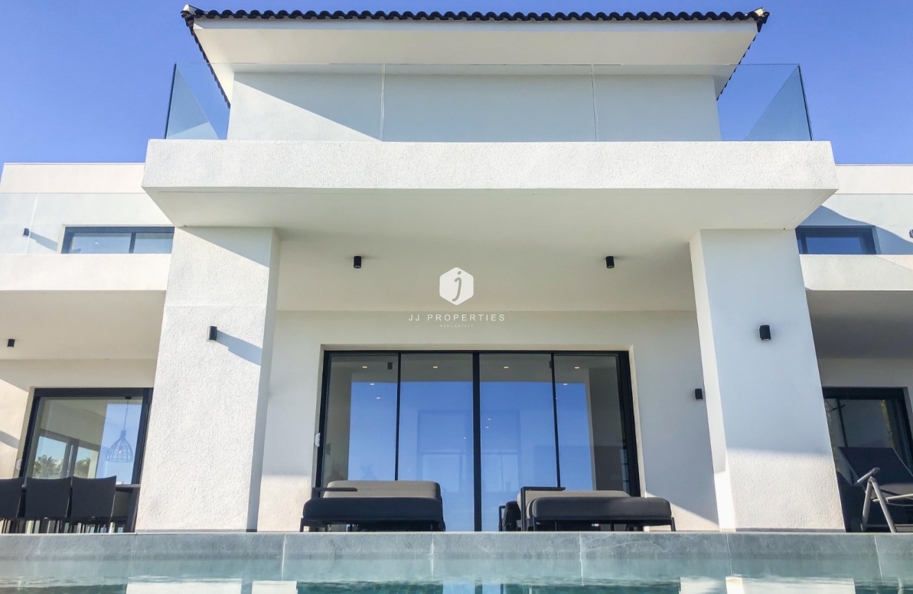 Resale - Villa -
Ciudad Quesada - Costa Blanca
