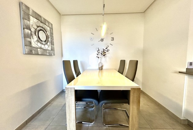 Resale - Apartment / flat -
Los Dolses - Inland