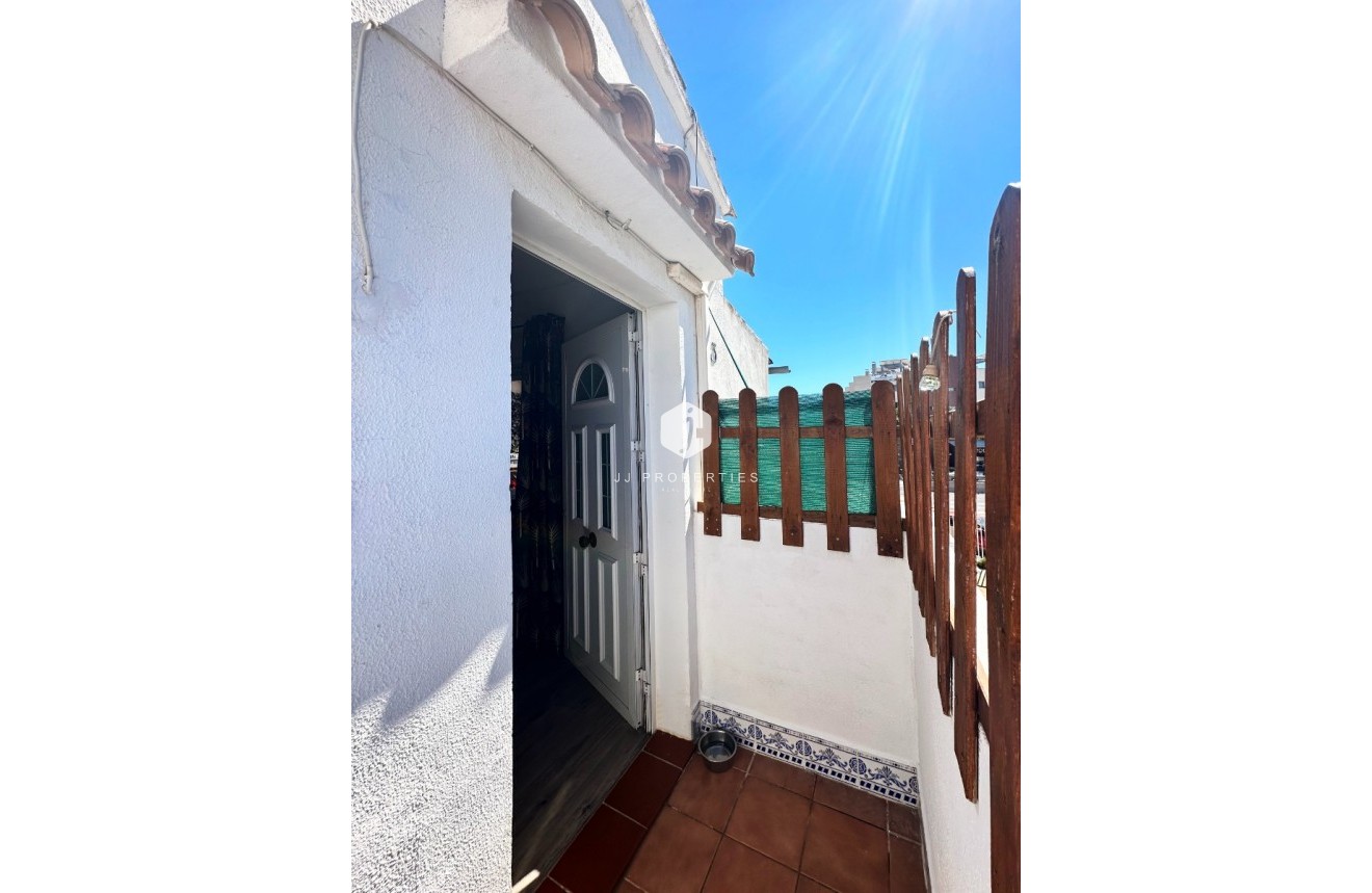 Aus zweiter Hand - Bungalow -
Orihuela Costa - Costa Blanca