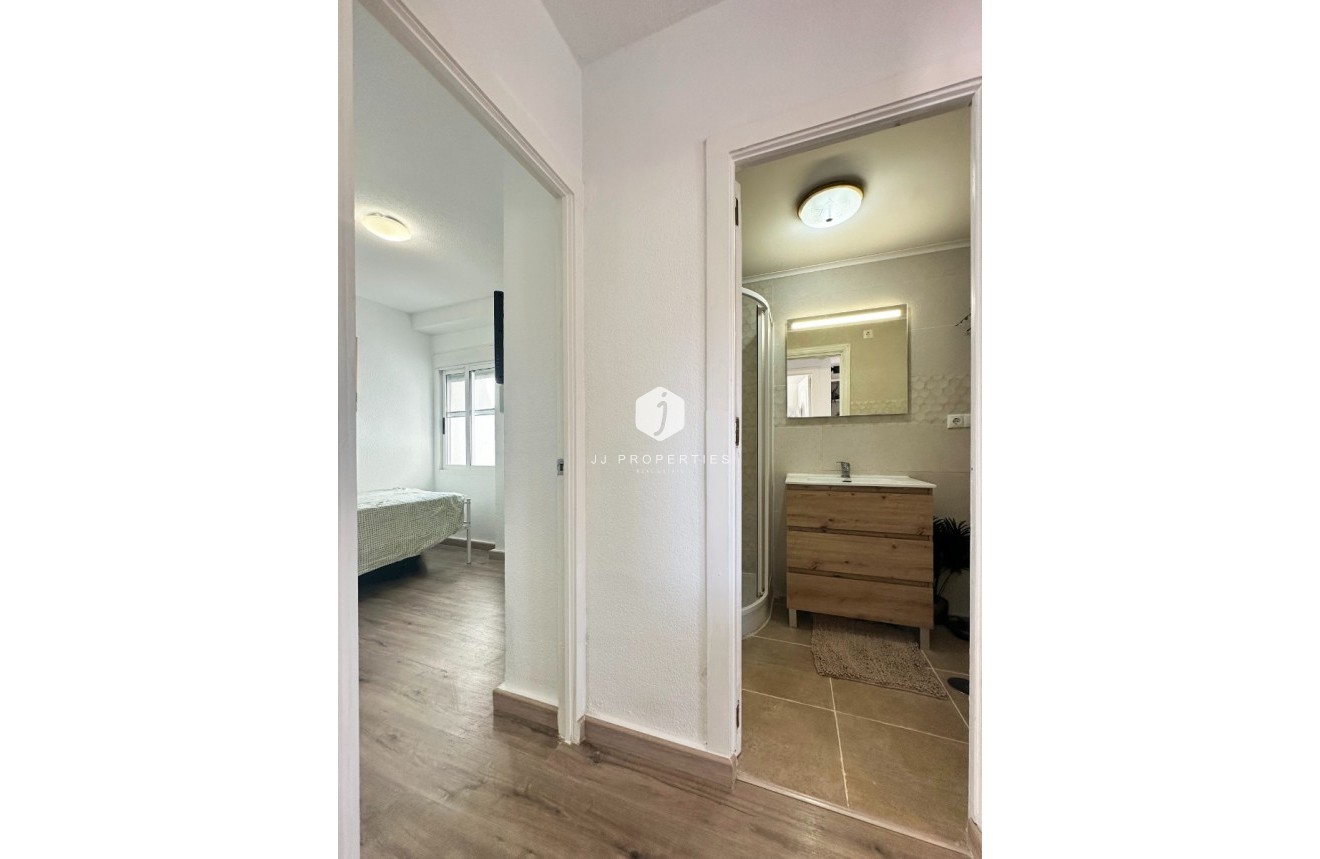 Aus zweiter Hand - Bungalow -
Orihuela Costa - Costa Blanca
