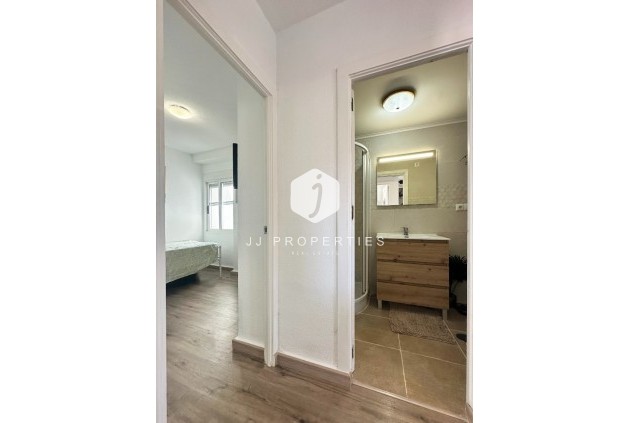 Aus zweiter Hand - Bungalow -
Orihuela Costa - Costa Blanca