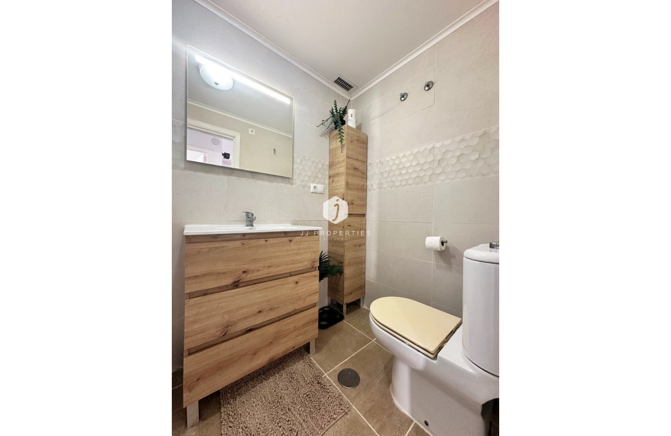 Aus zweiter Hand - Bungalow -
Orihuela Costa - Costa Blanca
