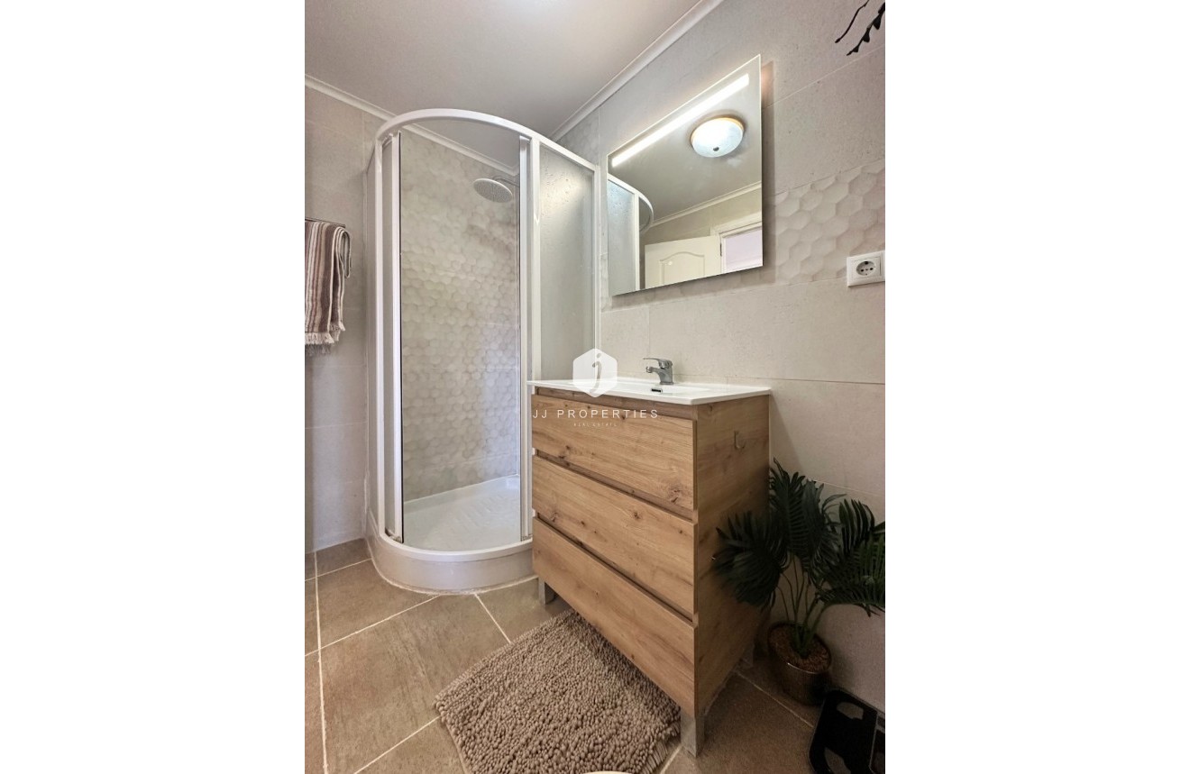Aus zweiter Hand - Bungalow -
Orihuela Costa - Costa Blanca