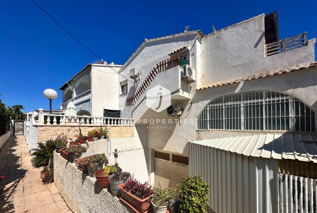 Aus zweiter Hand - Bungalow -
Orihuela Costa - Costa Blanca
