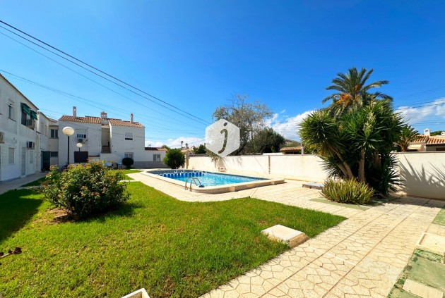 Aus zweiter Hand - Bungalow -
Orihuela Costa - Costa Blanca