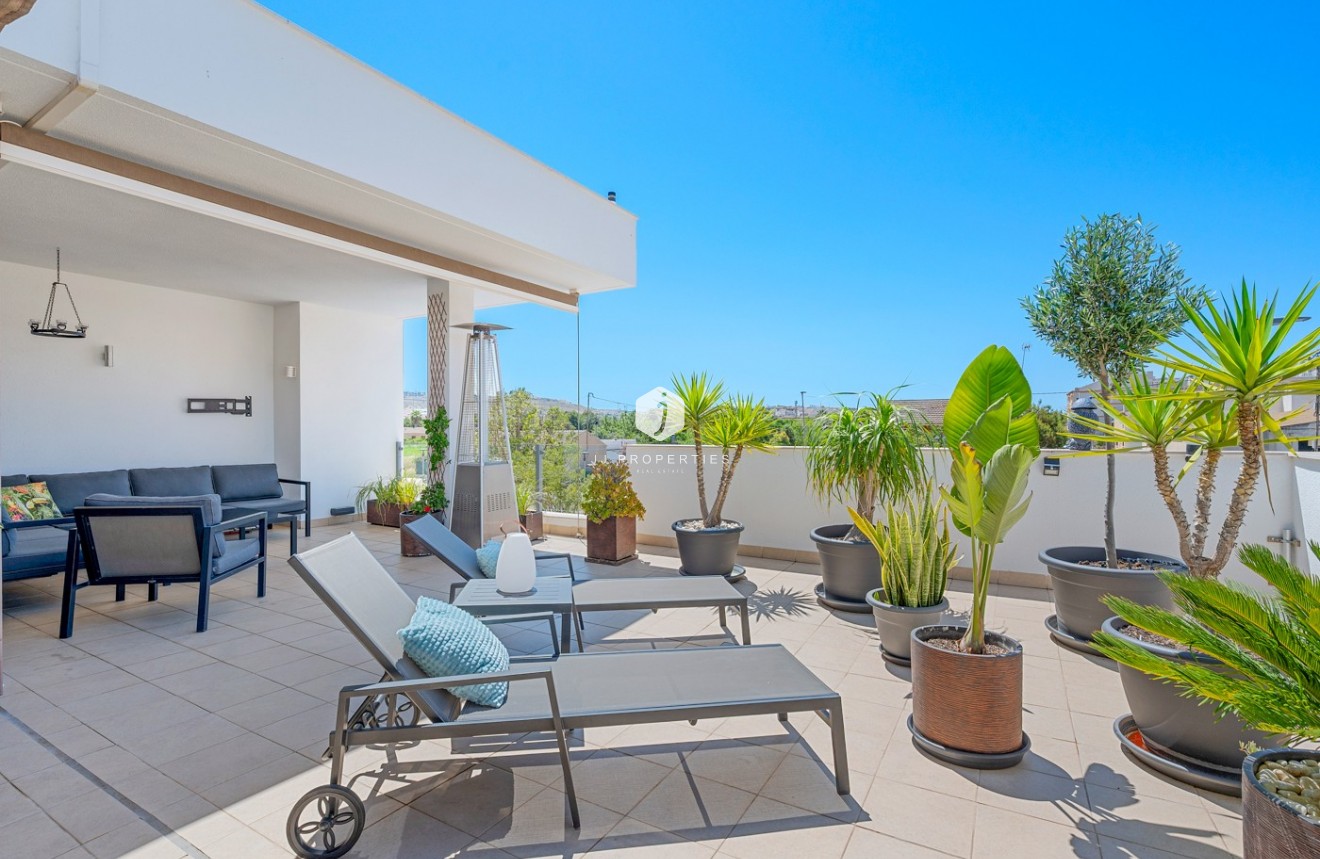 D'occasion - Chalet -
Formentera del Segura - Costa Blanca