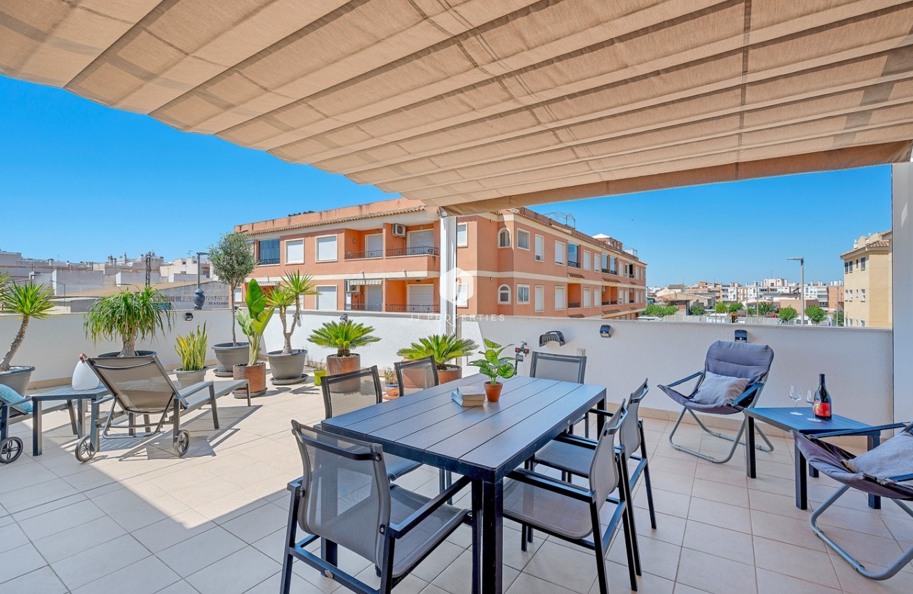 D'occasion - Chalet -
Formentera del Segura - Costa Blanca