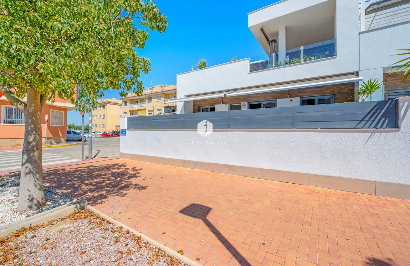 D'occasion - Chalet -
Formentera del Segura - Costa Blanca