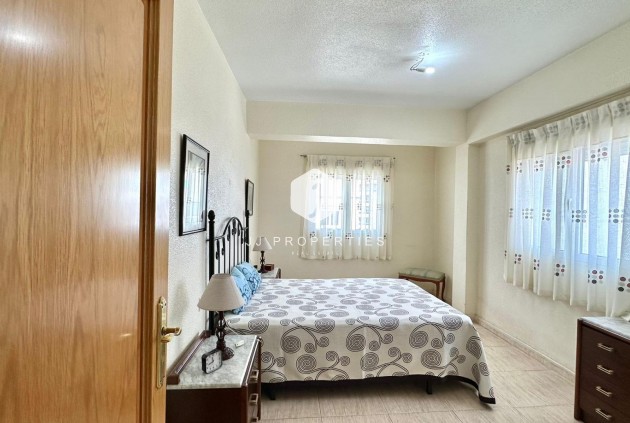 Tweedehands - Appartement / flat -
Torrevieja - Estacion de autobuses