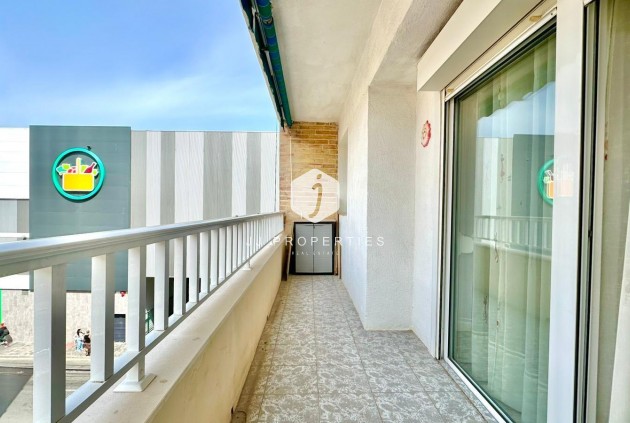 Tweedehands - Appartement / flat -
Torrevieja - Estacion de autobuses