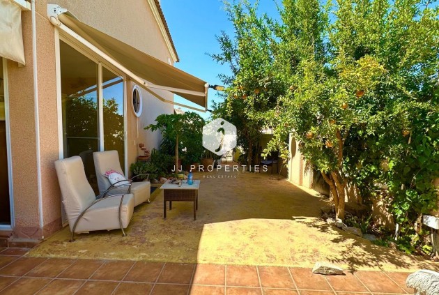 Resale - Villa -
Orihuela Costa - La Regia