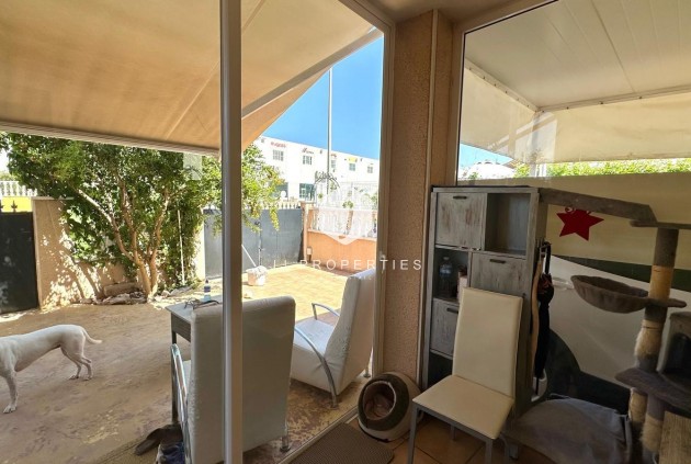Resale - Villa -
Orihuela Costa - La Regia