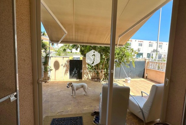 Resale - Villa -
Orihuela Costa - La Regia