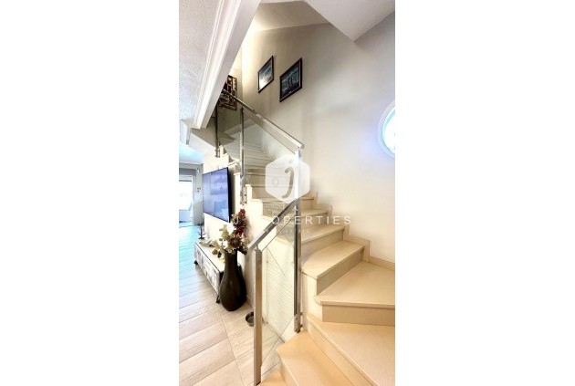 Resale - Villa -
Orihuela Costa - La Regia