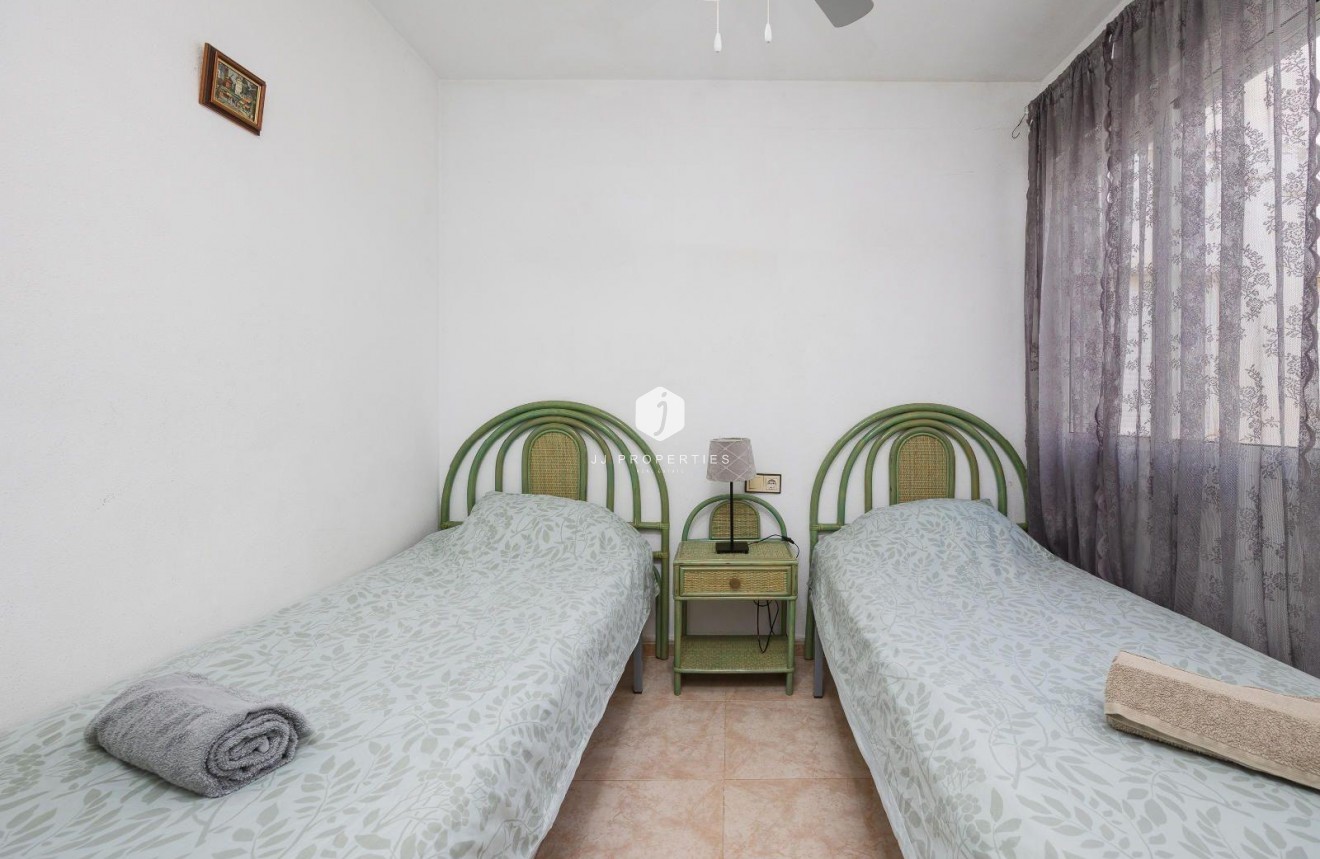 Aus zweiter Hand - Bungalow -
Torrevieja - La Siesta - El Salado - Torreta