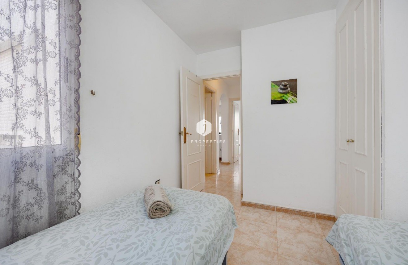 Aus zweiter Hand - Bungalow -
Torrevieja - La Siesta - El Salado - Torreta
