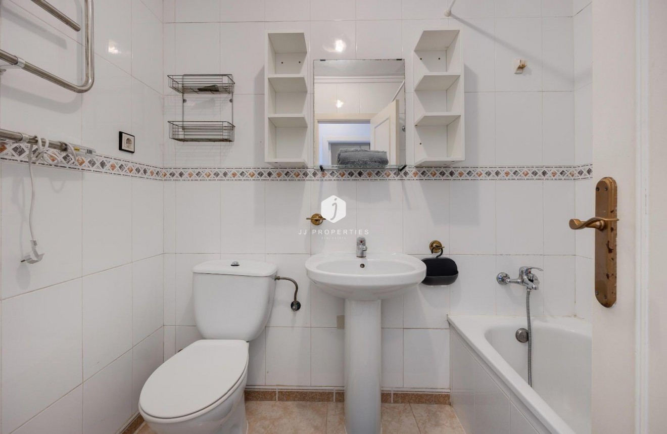 Aus zweiter Hand - Bungalow -
Torrevieja - La Siesta - El Salado - Torreta