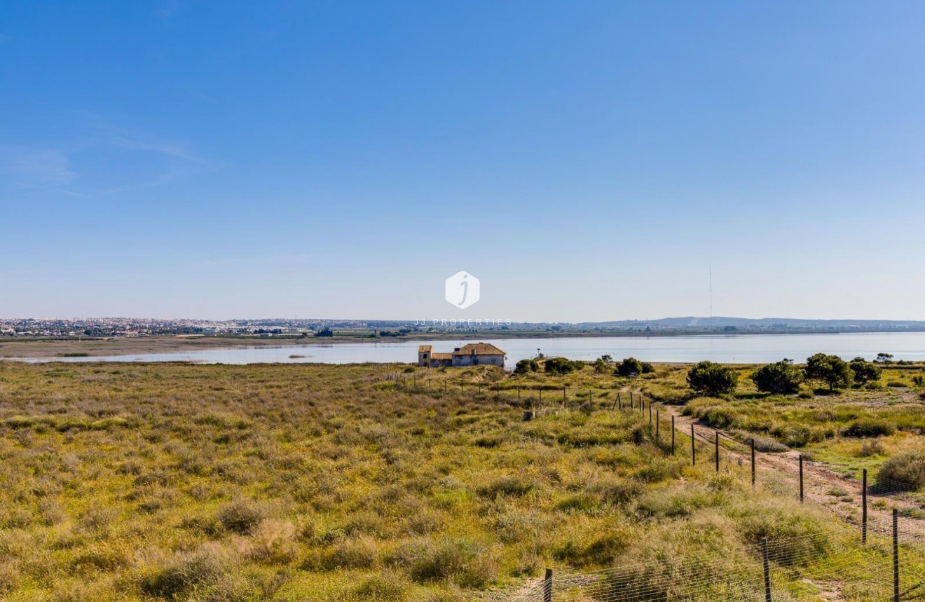 Aus zweiter Hand - Bungalow -
Torrevieja - La Siesta - El Salado - Torreta