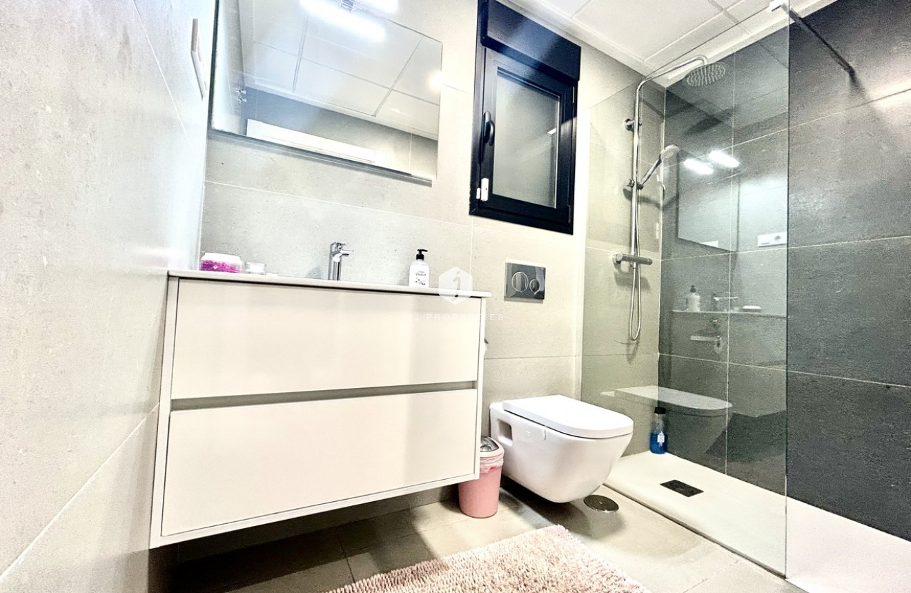 Resale - Villa -
Los Balcones - Costa Blanca