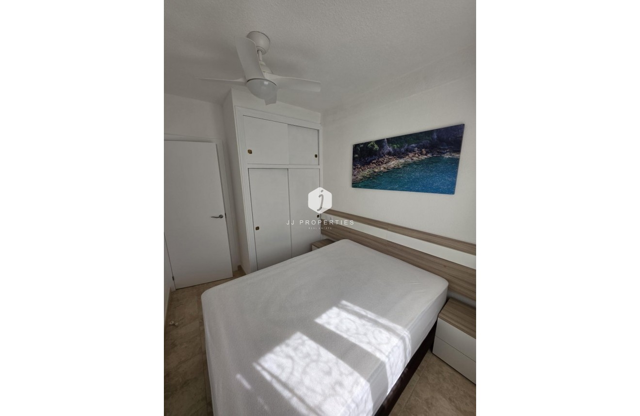 D'occasion - Appartement -
Torrevieja - La Mata Pueblo