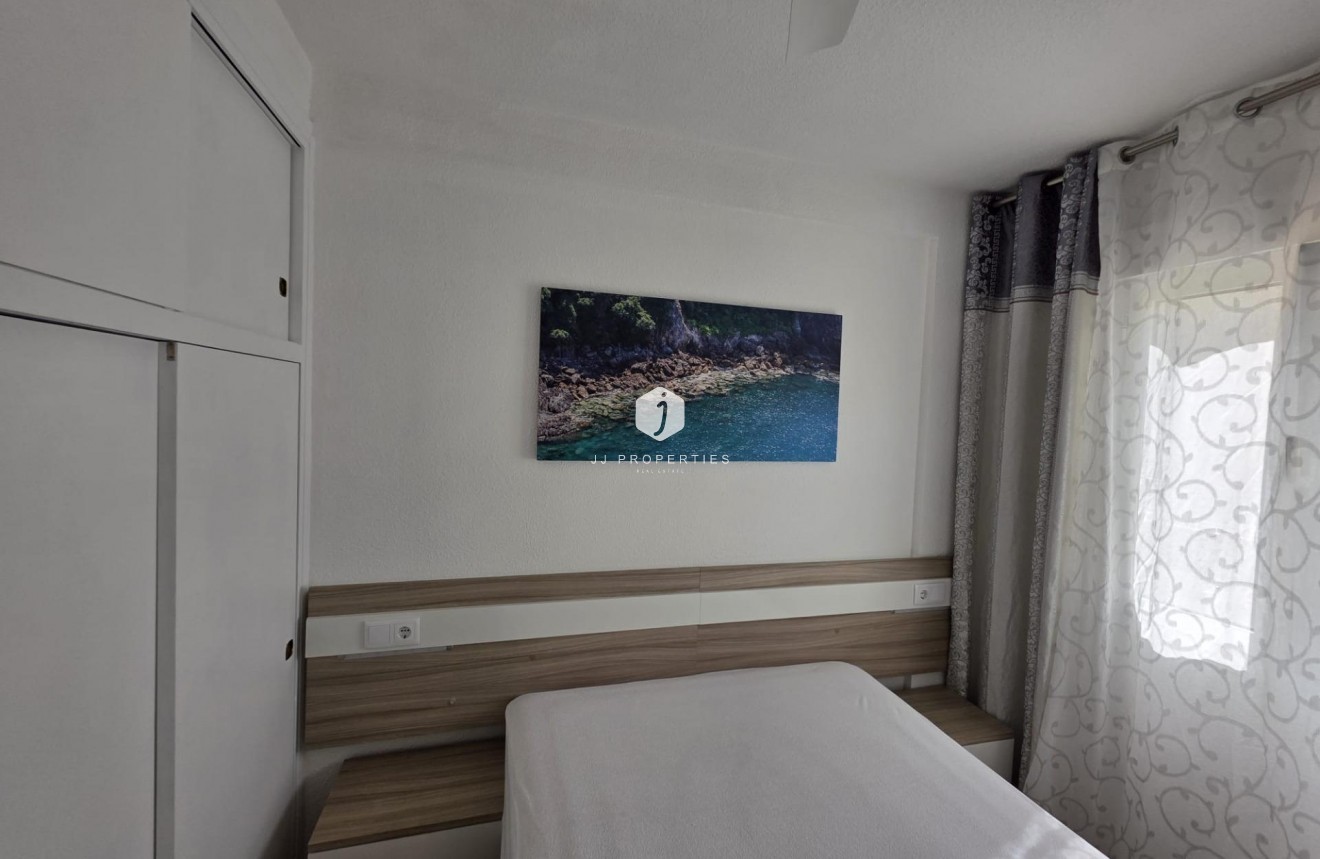 D'occasion - Appartement -
Torrevieja - La Mata Pueblo